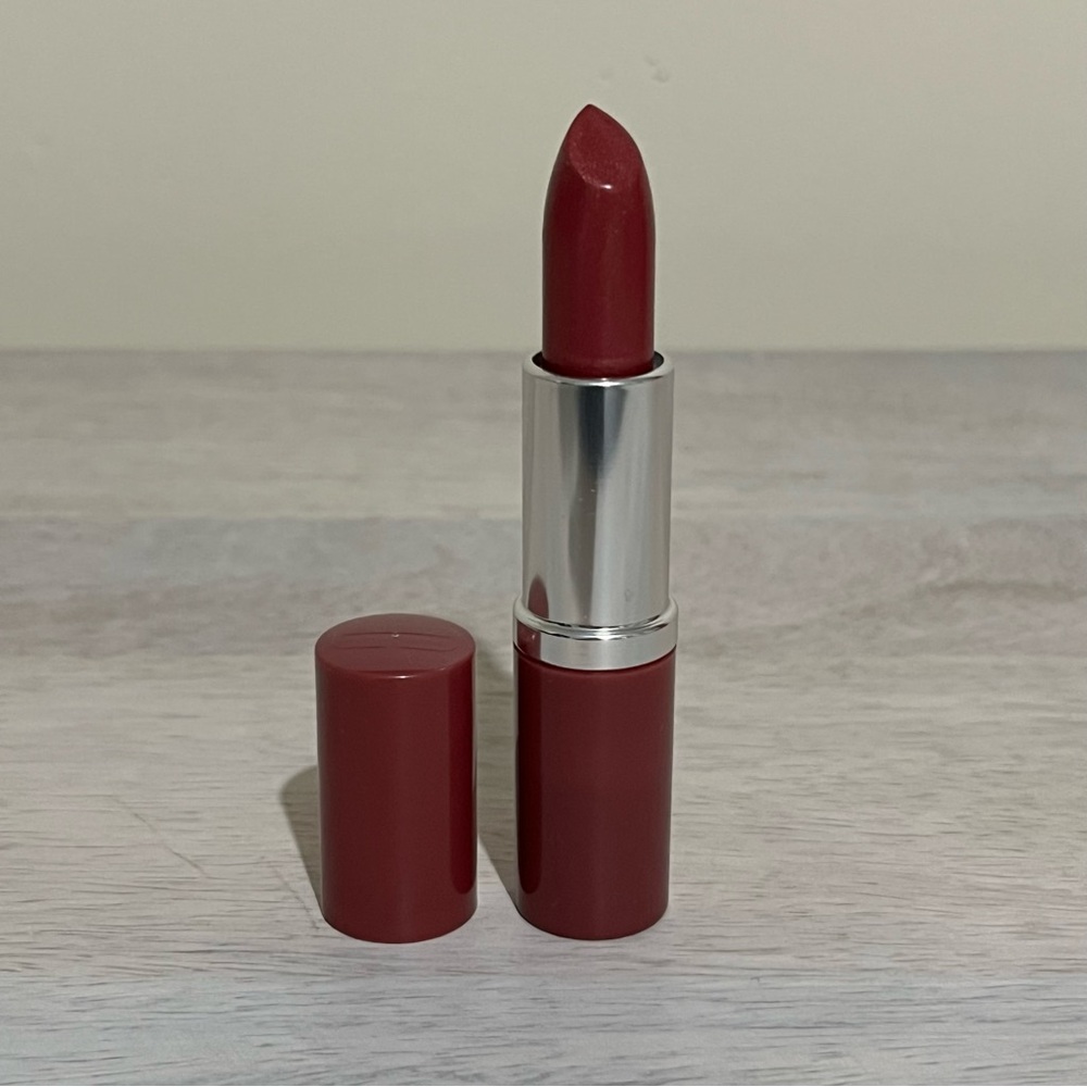Clinique full size lip color + primer. New. Color is love pop 13.